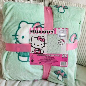 NEW Hello Kitty Plush Green Blanket with Mushrooms - Twin Size